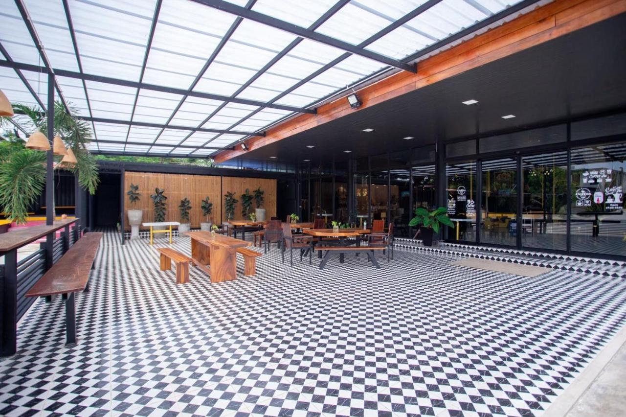 The Sun Resort Ratchaburi Zewnętrze zdjęcie